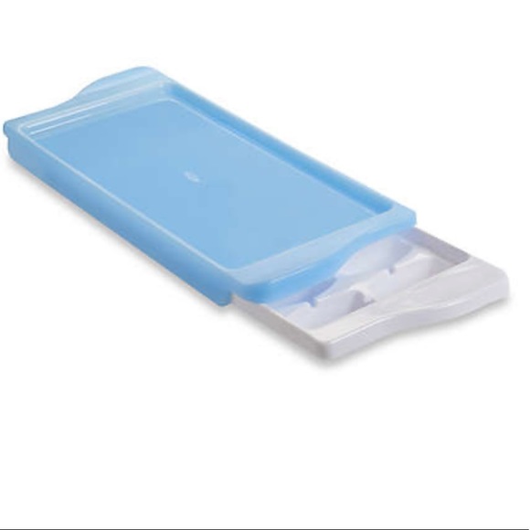 🍀4 for $25🍀

EUC Oxo ice cube trays - Picture 5 of 5